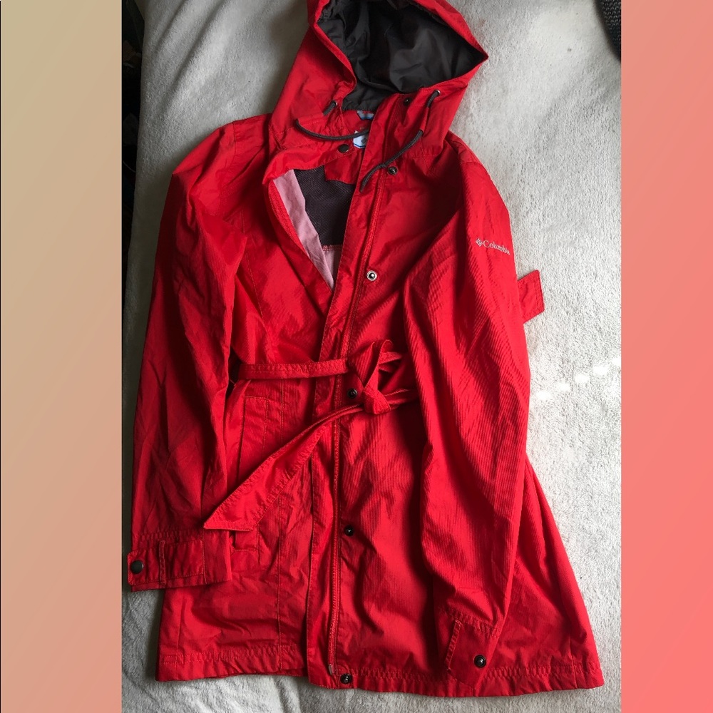 Hot pink rain jacket ( Columbia)